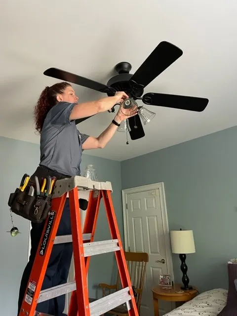 Slide of Mr. Electric of Metro Atlanta