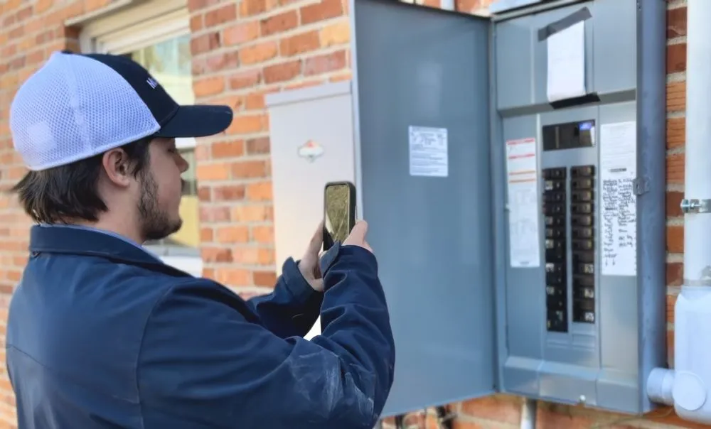 Slide of Mr. Electric of Montgomery, AL