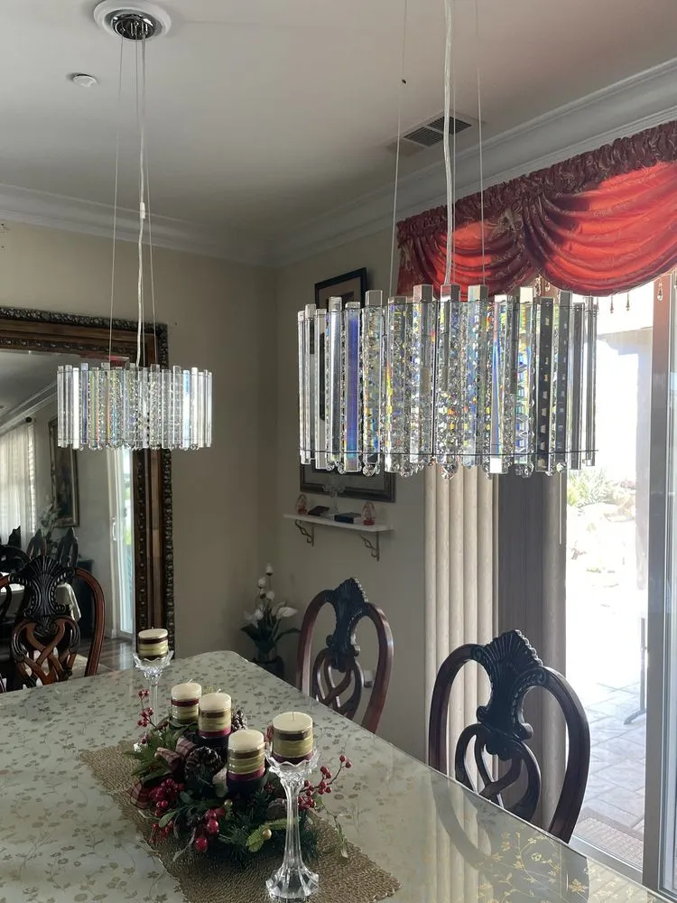 Trusted electrician providing electrical repair in , 