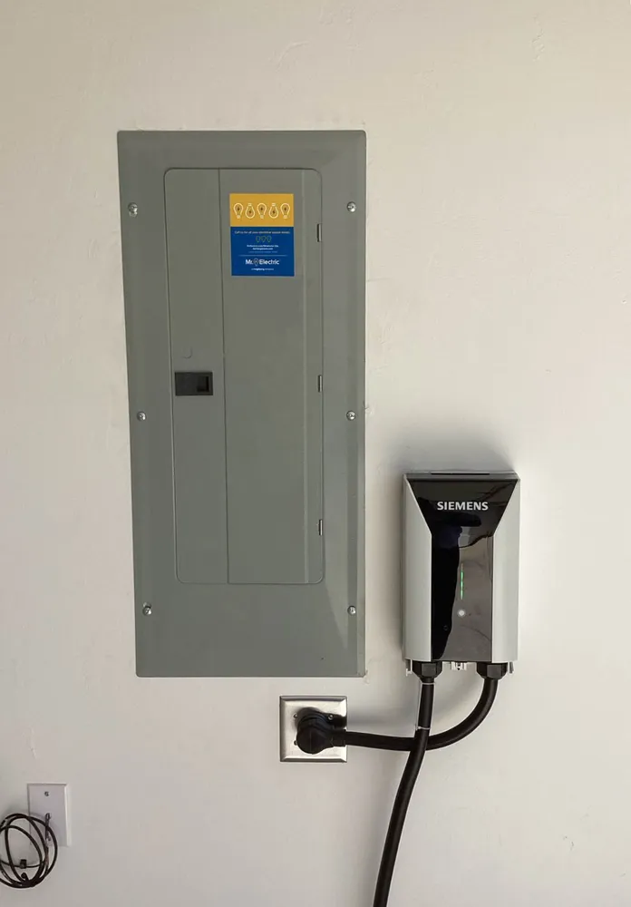 Slide of Mr. Electric of Oklahoma City