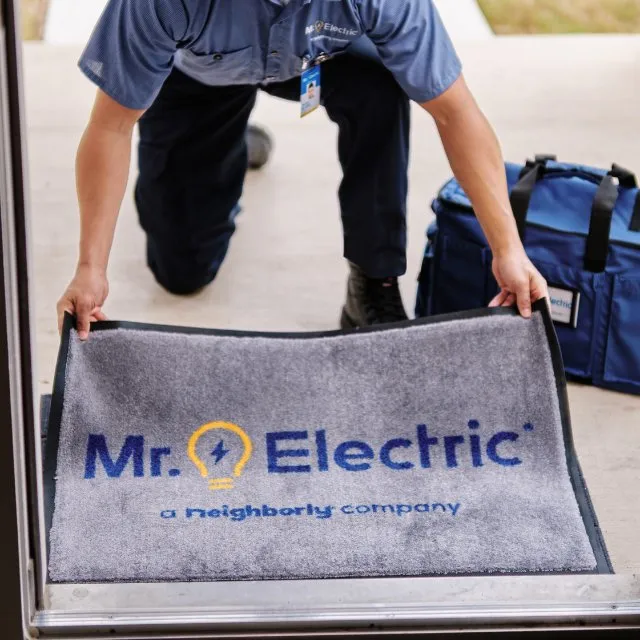 Slide of Mr. Electric of Omaha