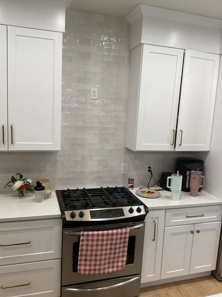 Professional electrician providing outlet and switch repair in , 