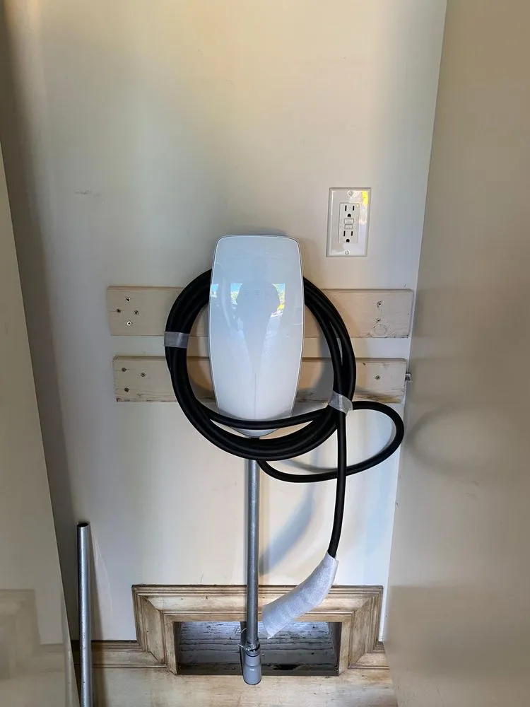 Slide of Mr. Electric of Palo Alto