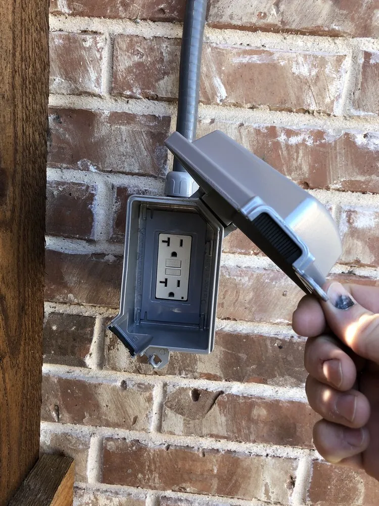 Certified lighting installation in ,  by Mr. Electric of Parker and Wise County