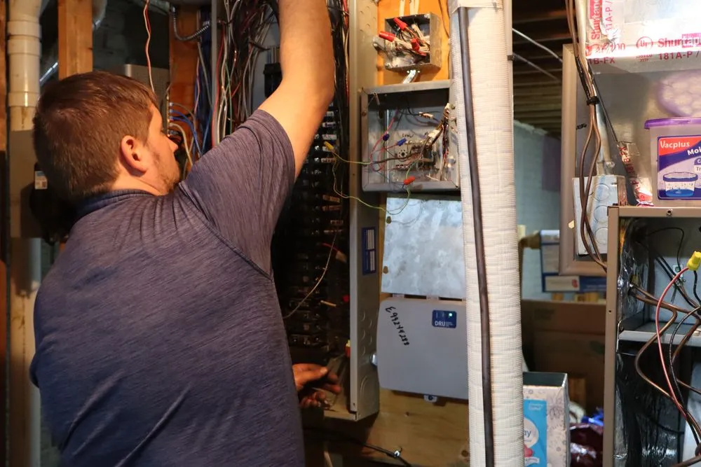 Slide of Mr. Electric of Sioux Empire