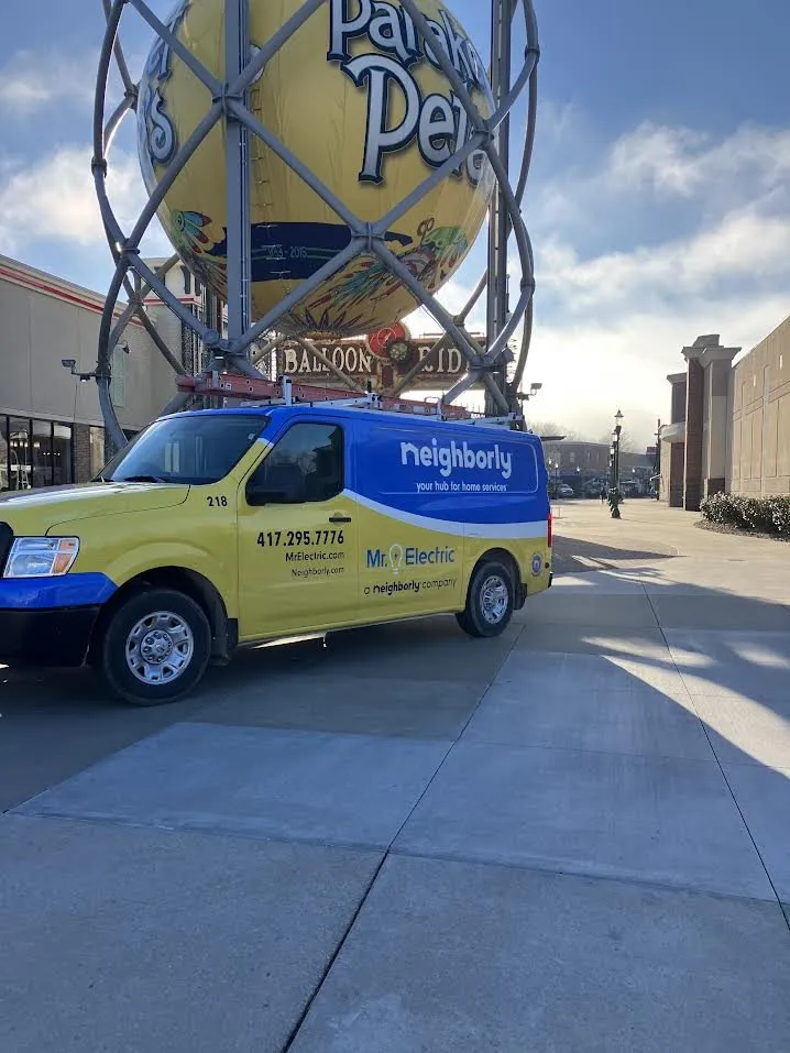 Slide of Mr. Electric of Southwest Missouri