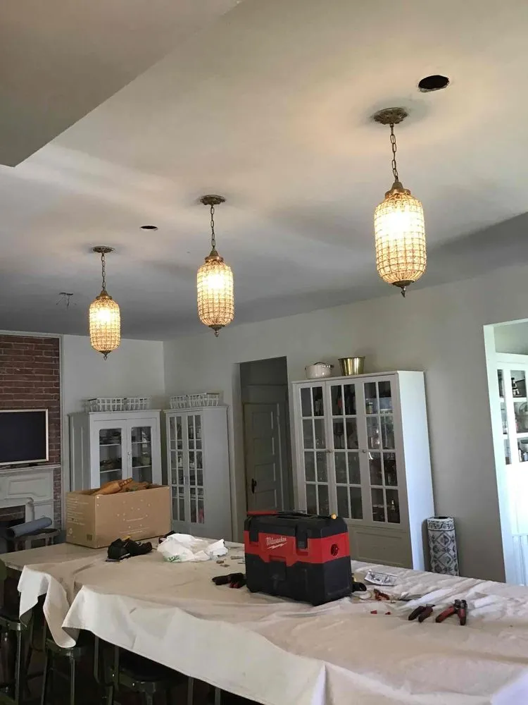 Slide of Mr. Electric of Southwest Missouri