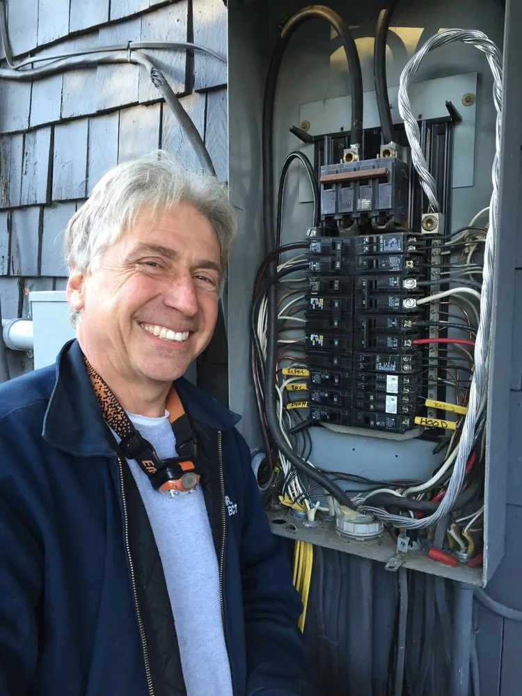 Licensed electrical repair experts serving ,  - Mr. Electric of The Coastal Empire