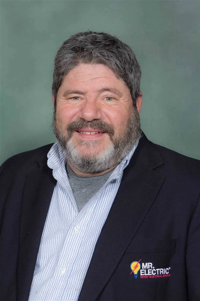 Emergency electrical service for homes in outlet and switch repair,  by 