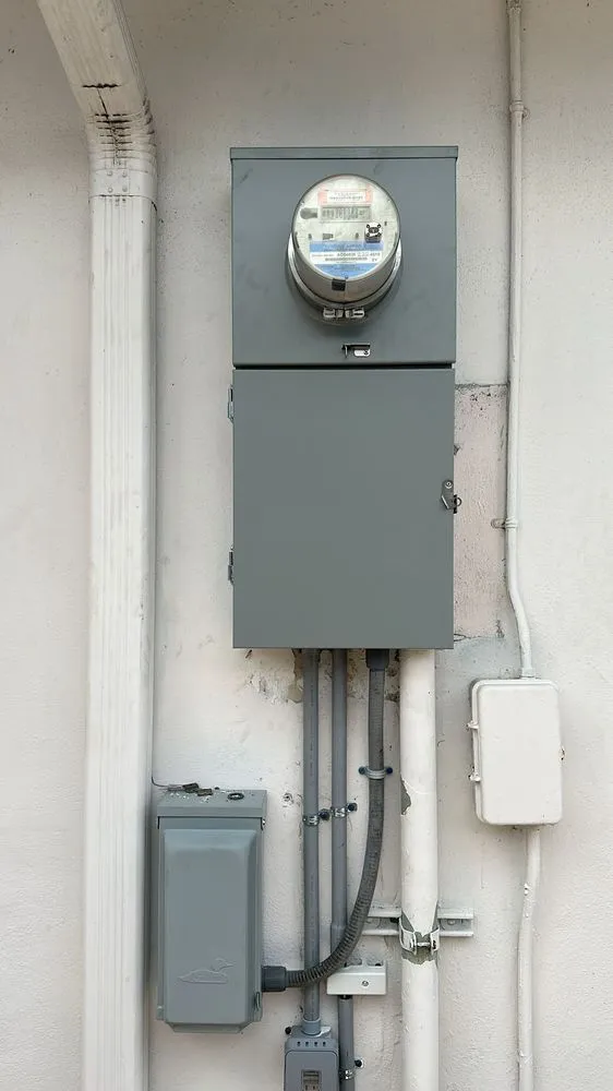 Reliable outlet and switch repair experts serving ,  - M&R Electrical & General Service