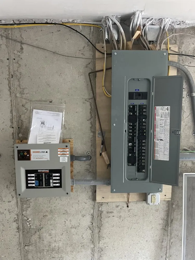 Slide of M&R Electrical & Remodeling