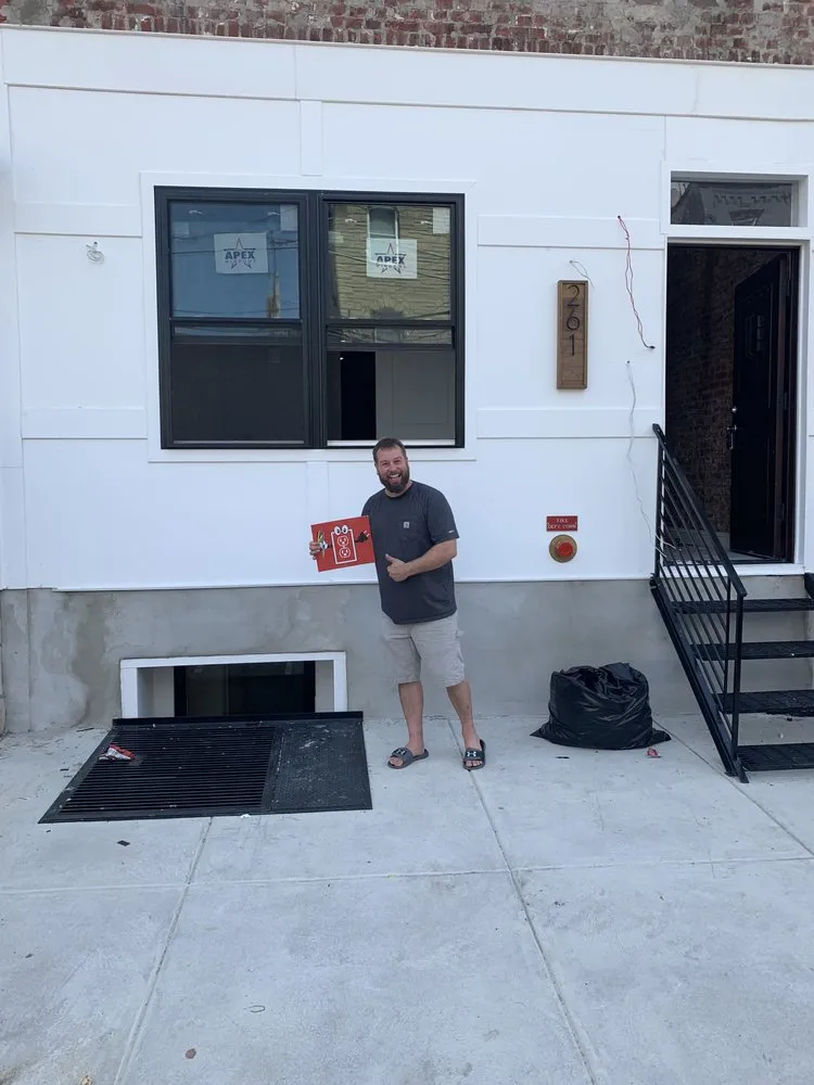 Slide of Mr. Electrician of Philadelphia