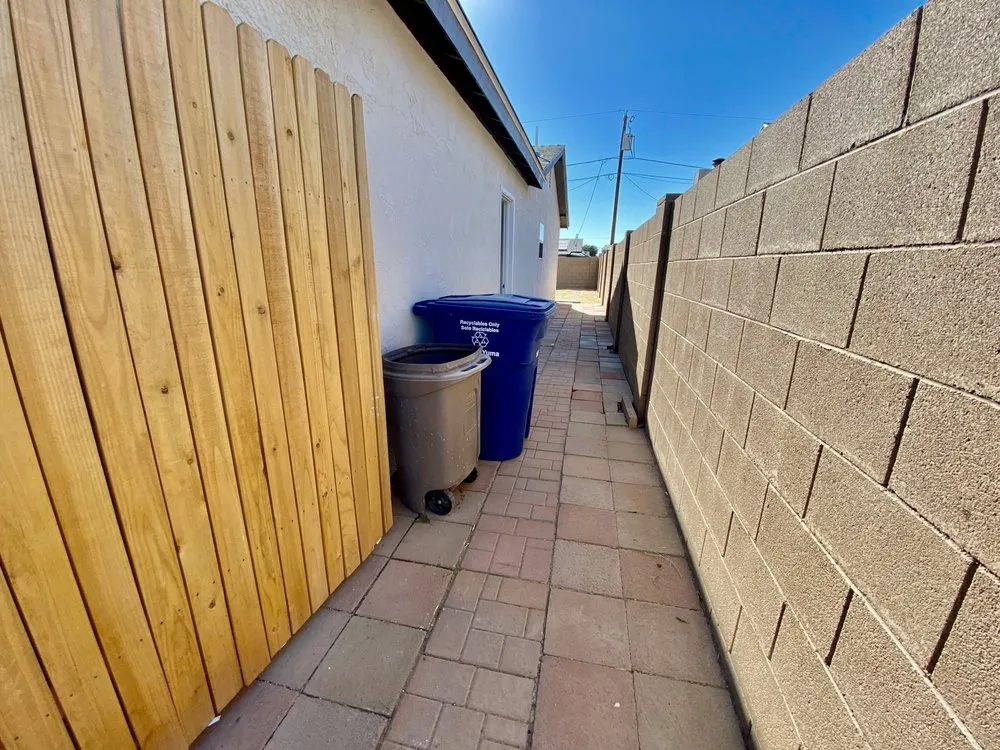 Slide of Mr Fix It Handyman