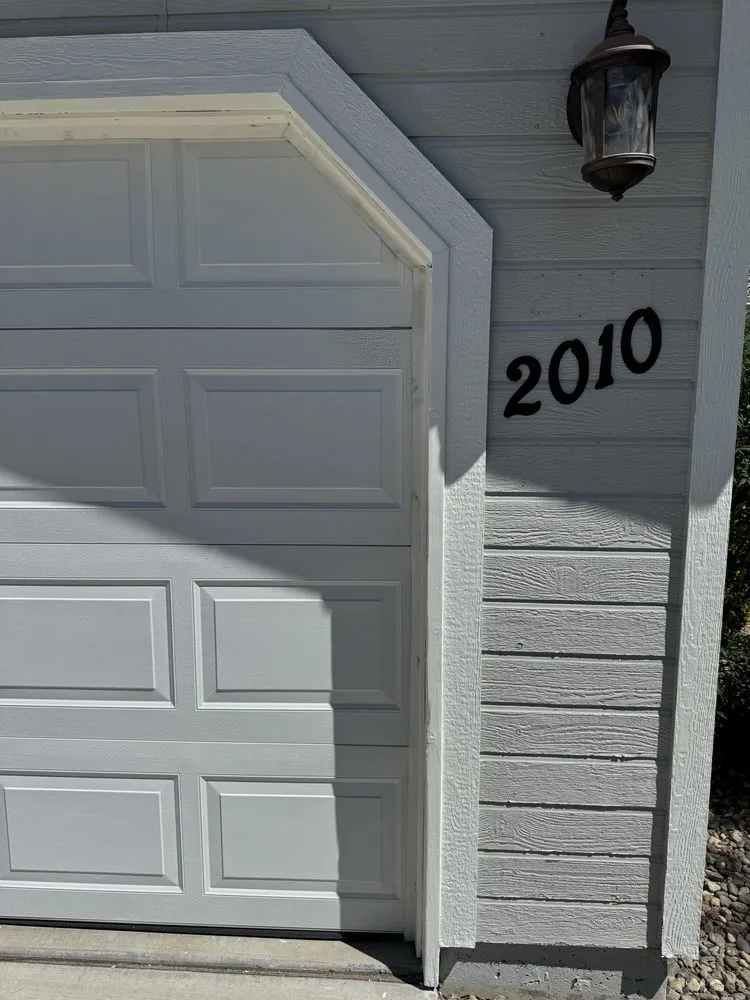 Slide of Mr Fix It Pros