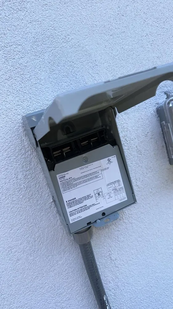 Slide of Mr G Electric