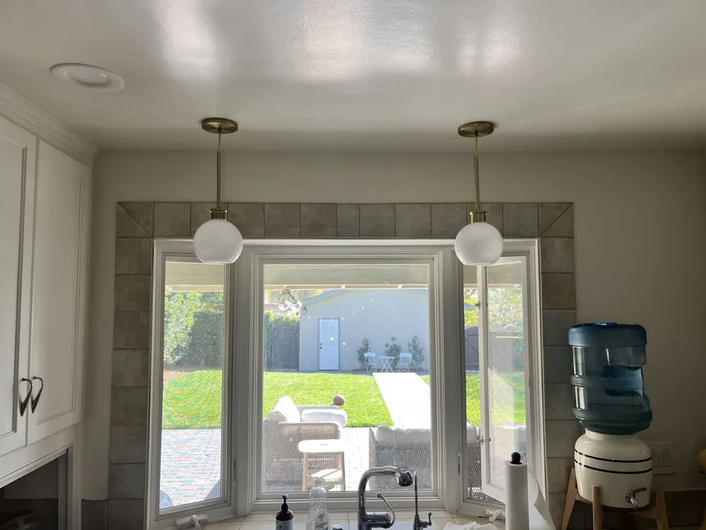 Slide of Mr G's Electrical Handyman