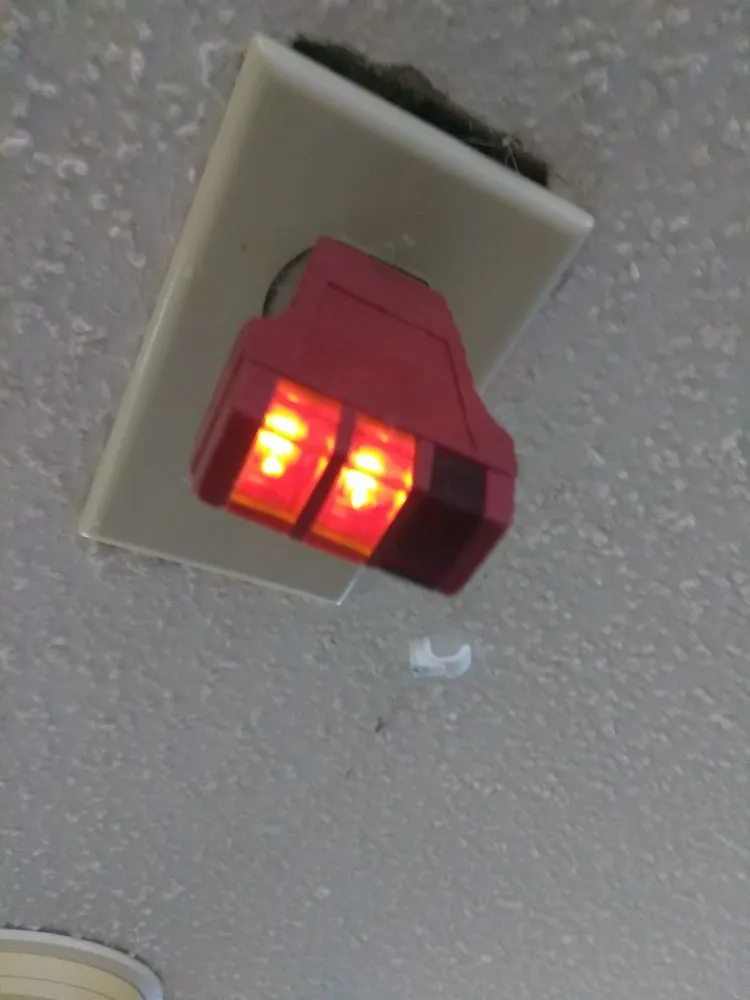 Slide of Mr Handy Electrician