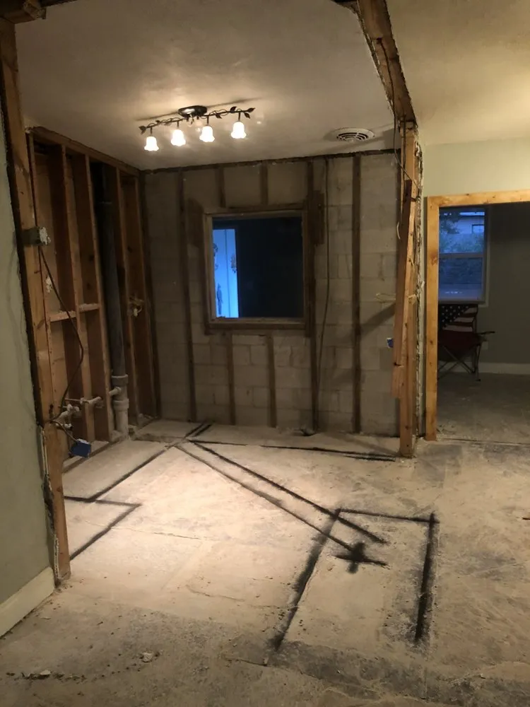 Slide of Mr. Handy Home Reapair