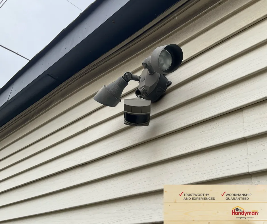 Slide of Mr. Handyman of Lincoln Park