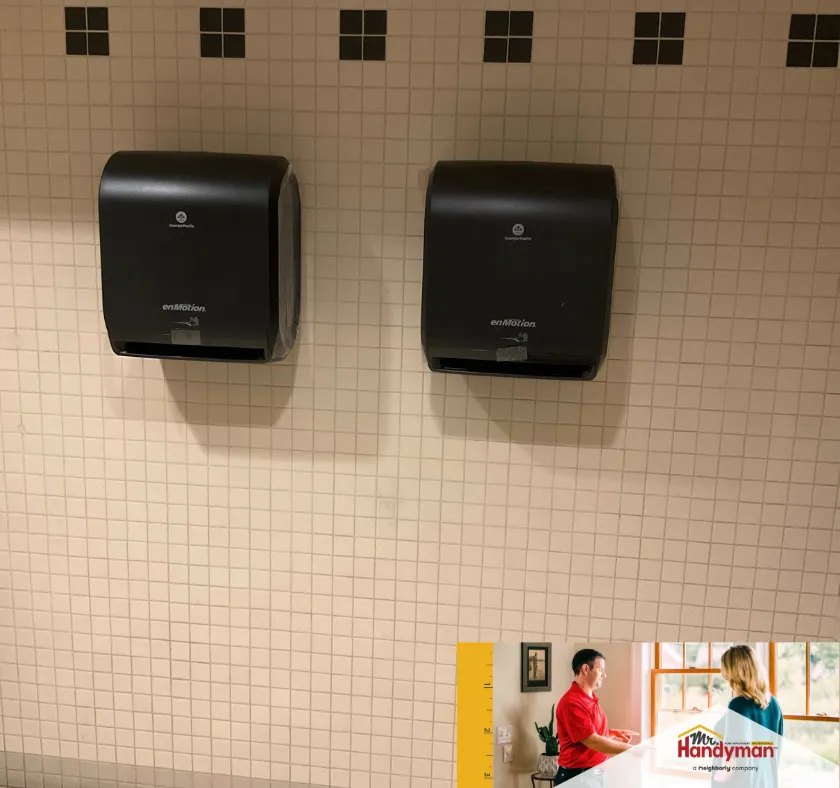 Slide of Mr. Handyman of Oak Park & River Forest