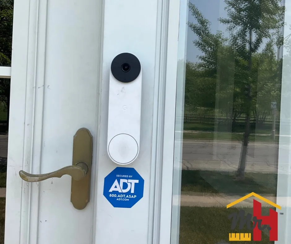 Reliable electrician providing electrical repair in , 