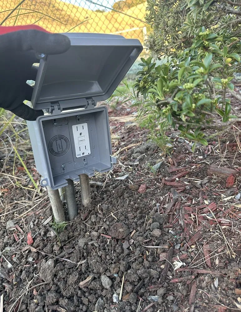 Slide of Mr Home Service