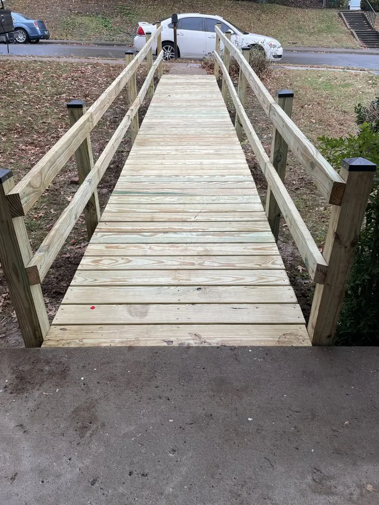 Slide of M&R Home Solution Repair