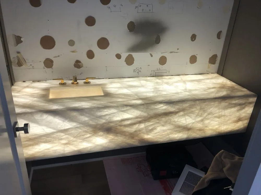 Slide of Mr Light Services