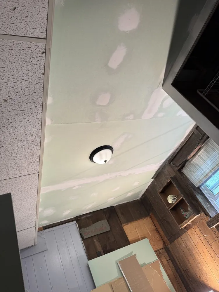 Certified lighting installation service in ,  - Mr Omar Handyman Travel