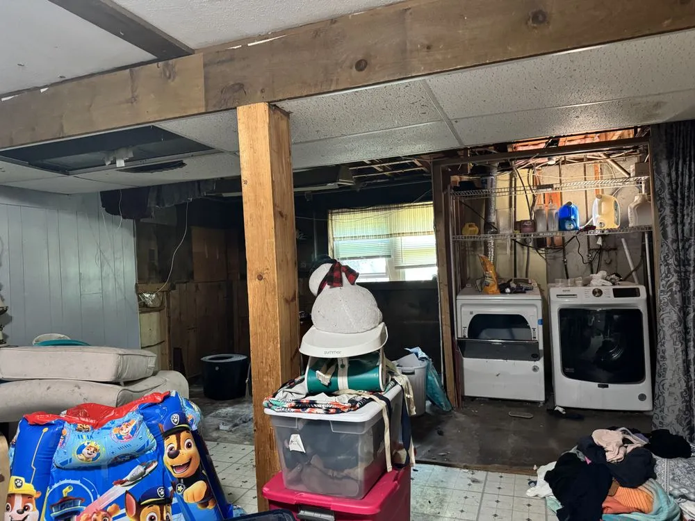 Slide of Mr Omar Handyman Travel