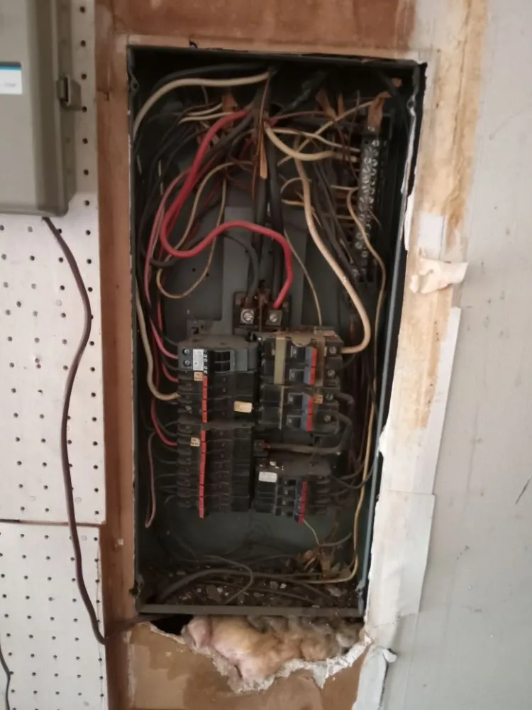 Slide of Mr Power DFW Electrical Services