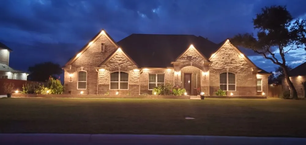 Slide of M&R Recessed LIGTHS