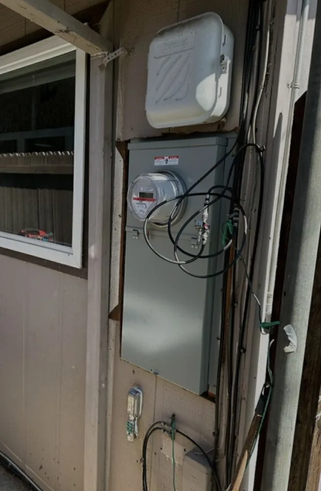 Slide of Mr Serrato Electric