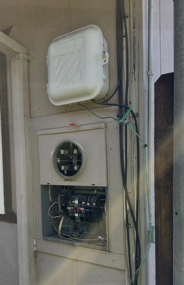 Slide of Mr Serrato Electric