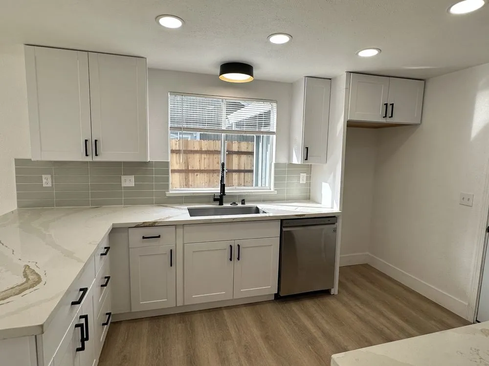 Slide of Mr Serrato Electric