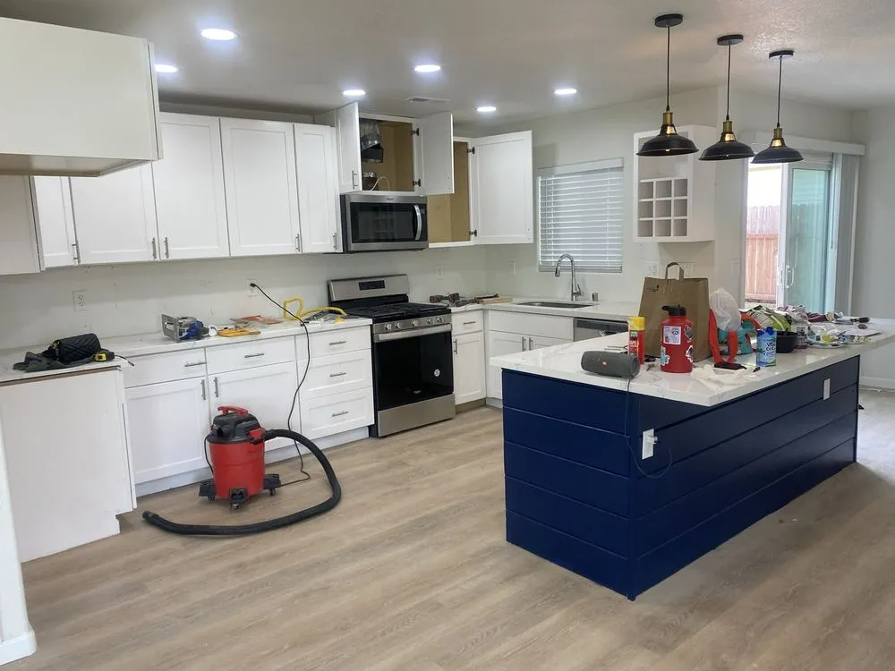 Slide of Mr Serrato Electric