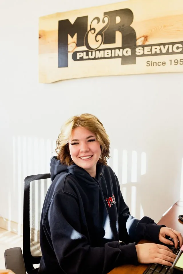 Slide of M&R Service