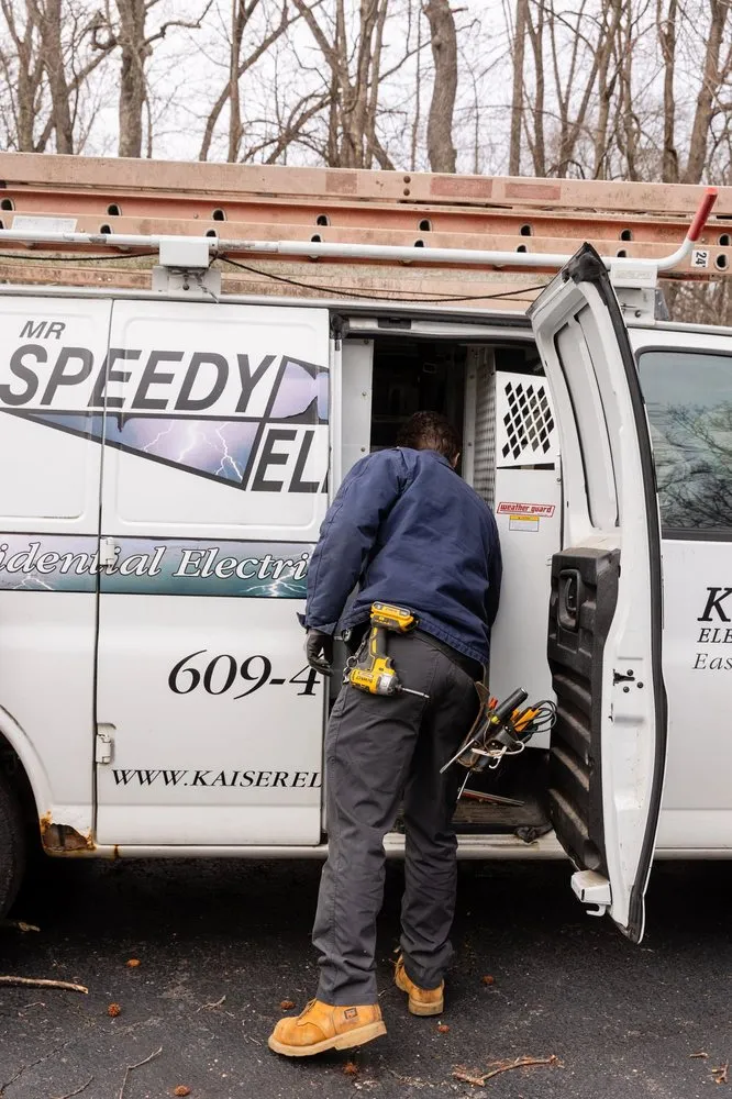 Slide of Mr Speedy Electric Service