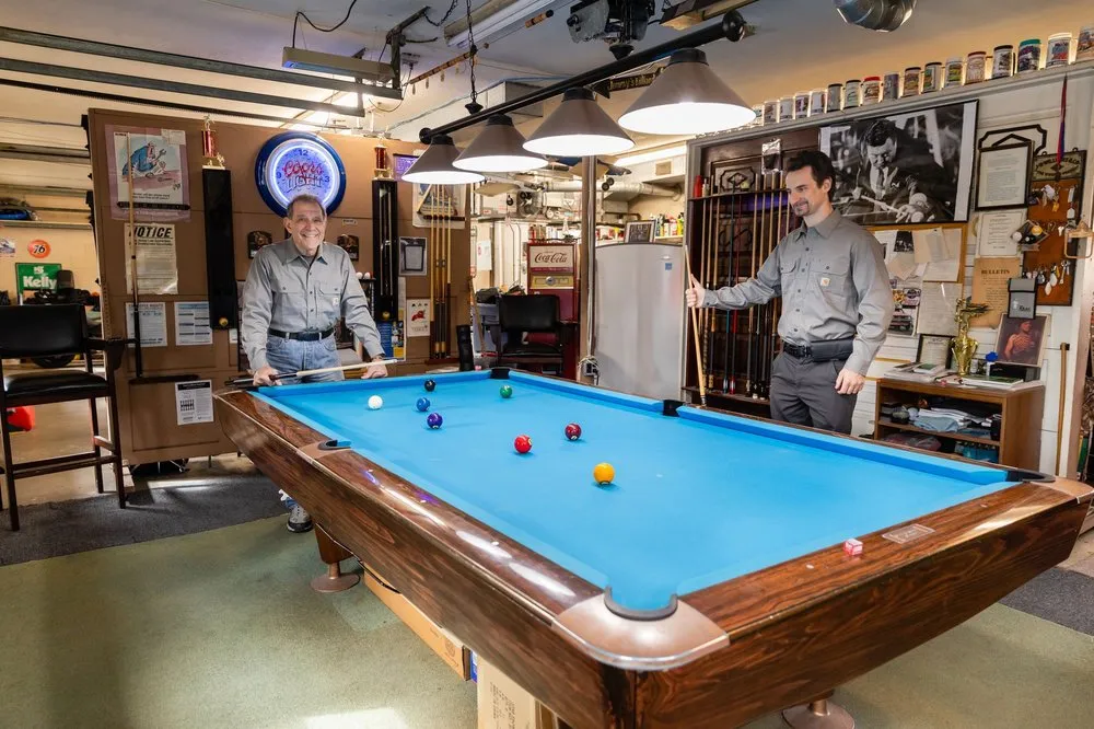 Slide of Mr Speedy Electric Service