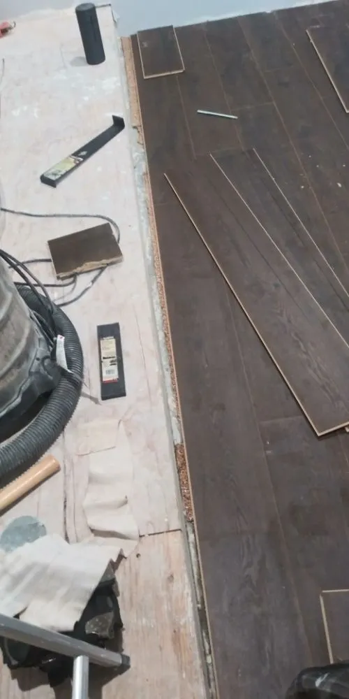 Slide of Mr Tovar Handyman