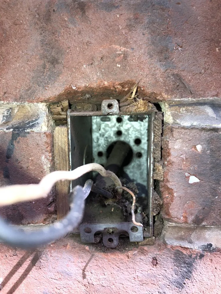 Slide of Mr T’s Electric