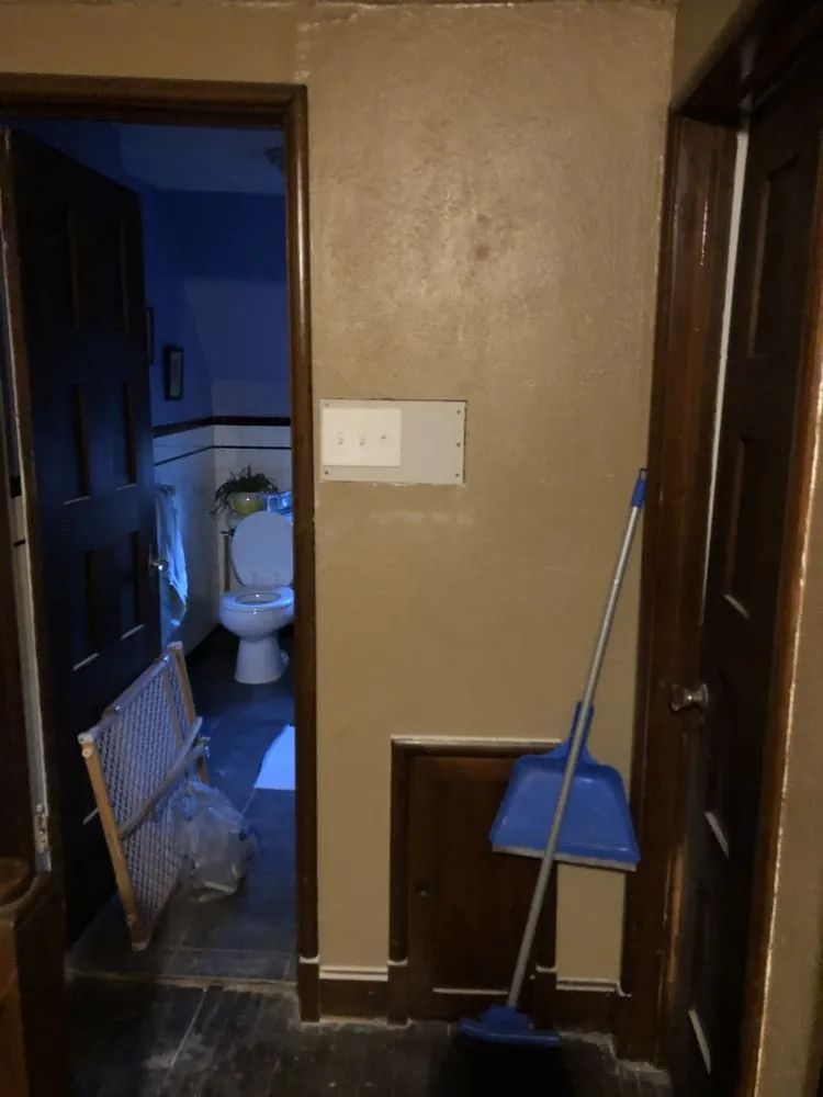 Slide of Mr T’s Electric