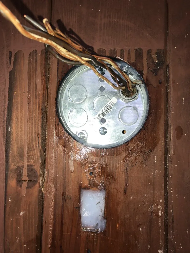 Slide of Mr T’s Electric