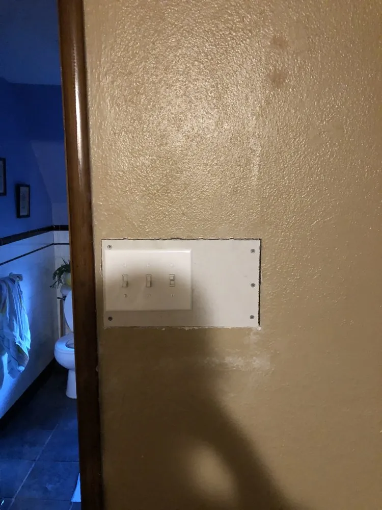 Slide of Mr T’s Electric