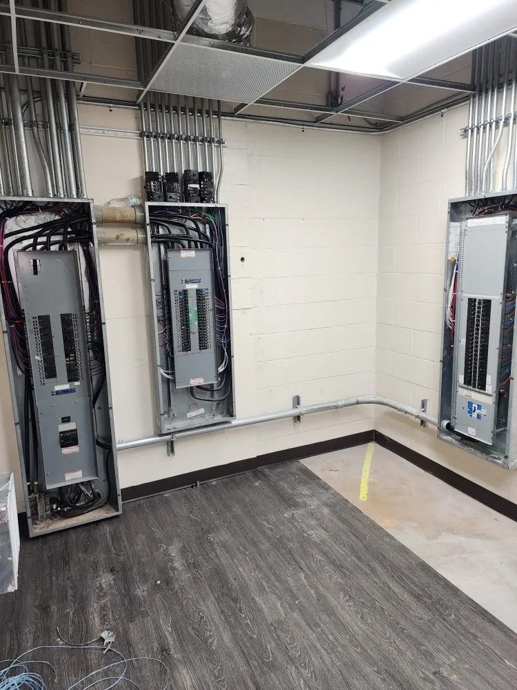 Slide of Mr Valdes Electrical Services