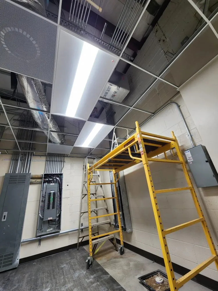 Slide of Mr Valdes Electrical Services