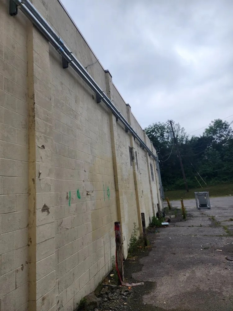 Professional electrical service for homes in lighting installation,  by 