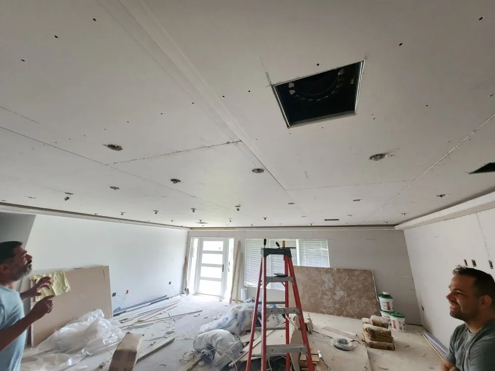 Slide of Mr Valdes Electrical Services