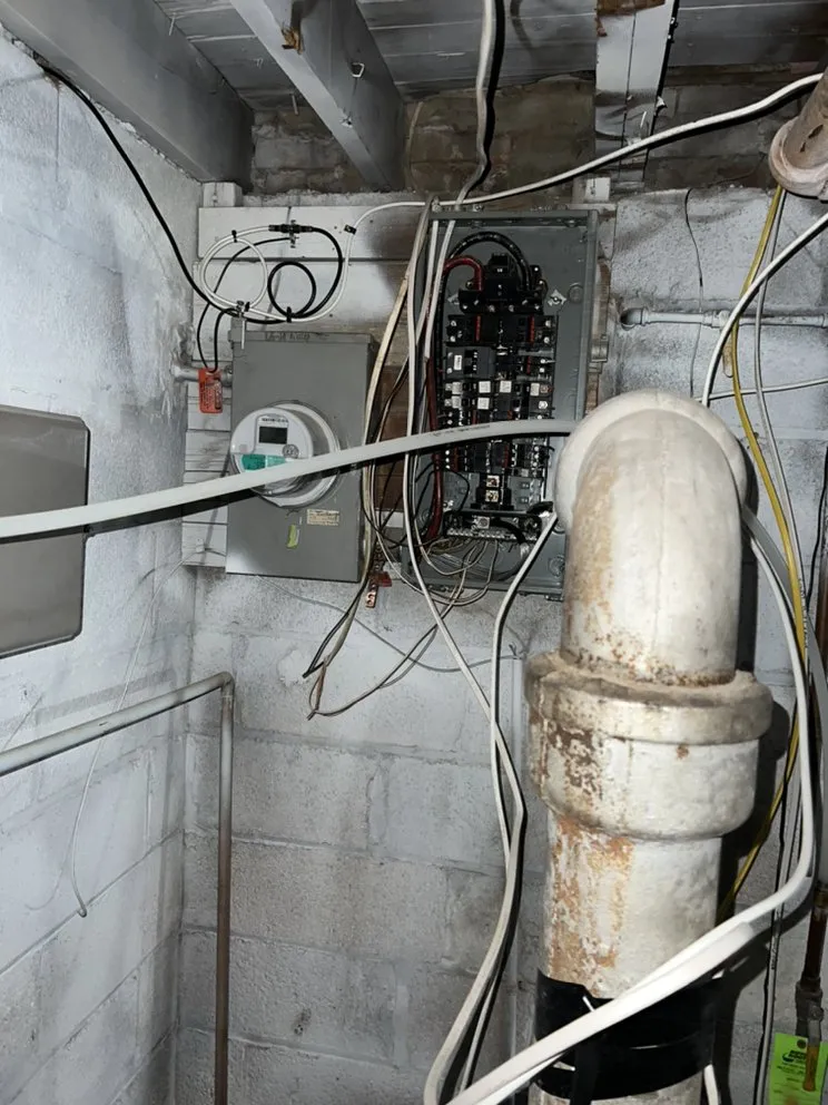 Slide of Mr Wire Electric