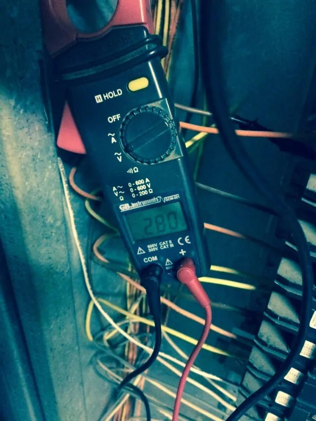 Slide of Mr Wise Electric